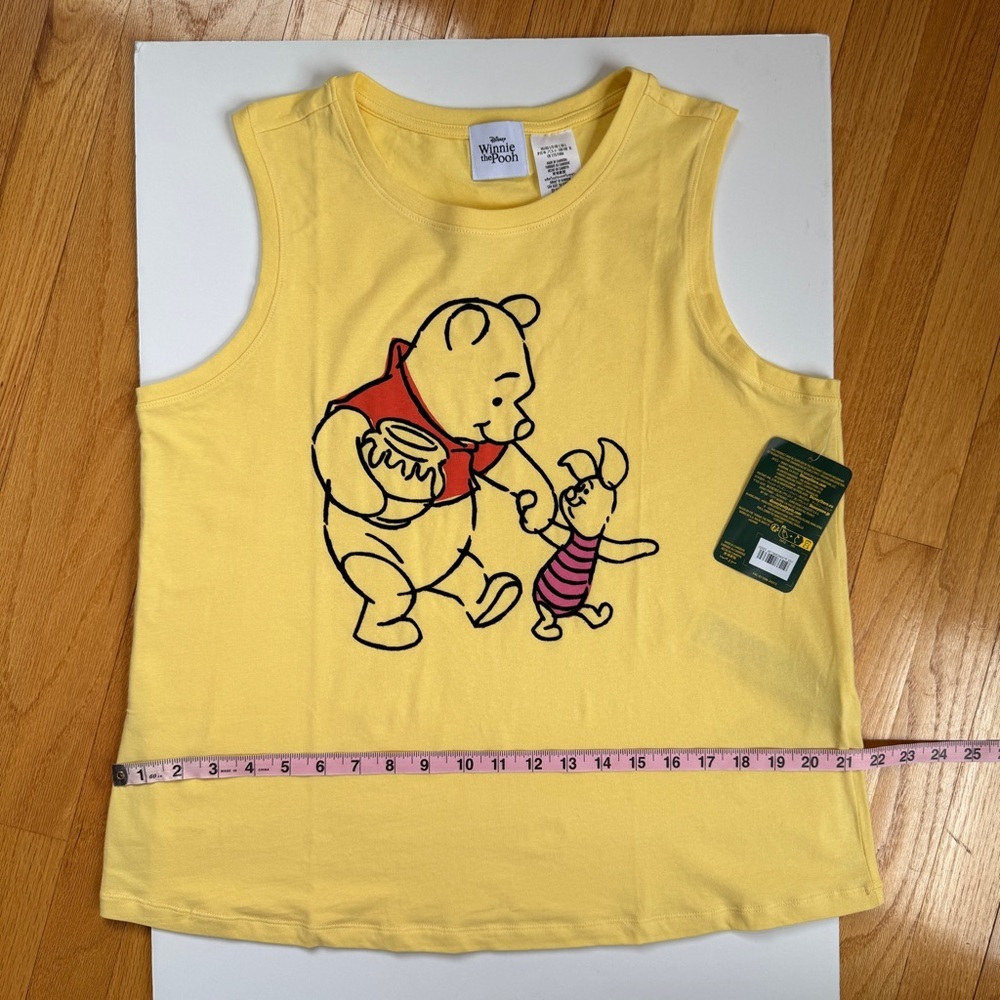 Disney Women’s  Winnie the Pooh & Piglet Graphic Tank Top Size L NWT - Picture 3 of 12